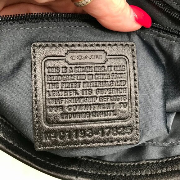 Coach Black Leather Chelsea Turn Lock Flap Shoulder Bag 17825 - Picture 11 of 11